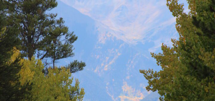 Leadville Mountains in the fall.